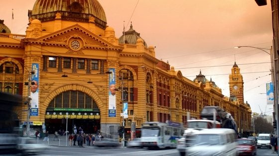 Melbourne waste collection bin service