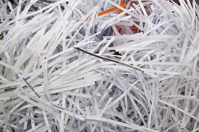 general waste shredder featured image - shredded paper