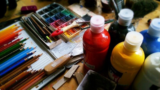 can you recycle canvas paintings and other art supplies