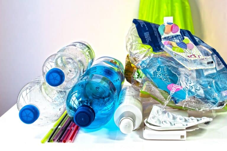 robots recycling soft plastic