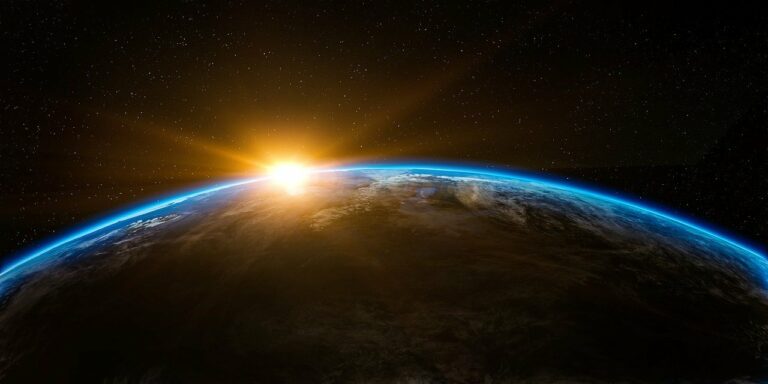 solar powered bins: sun and earth