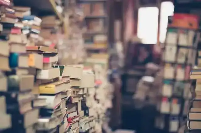 book-disposal-recycling-stack-of-books
