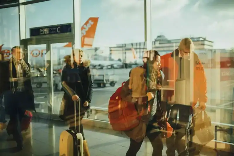 can you recycle suitcases - airport